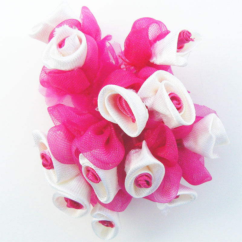 FLORES DE TELA CON CINTA SATIN 8356 FUSHIA 12PCS 1 FLORES DE TELA CON CINTA SATIN 8356 FUSHIA 12PCS