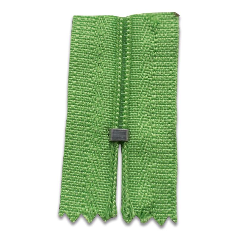 ZIPPER PLASTICO #20 VERDE CANA 1 ZIPPER PLASTICO #20 VERDE CANA