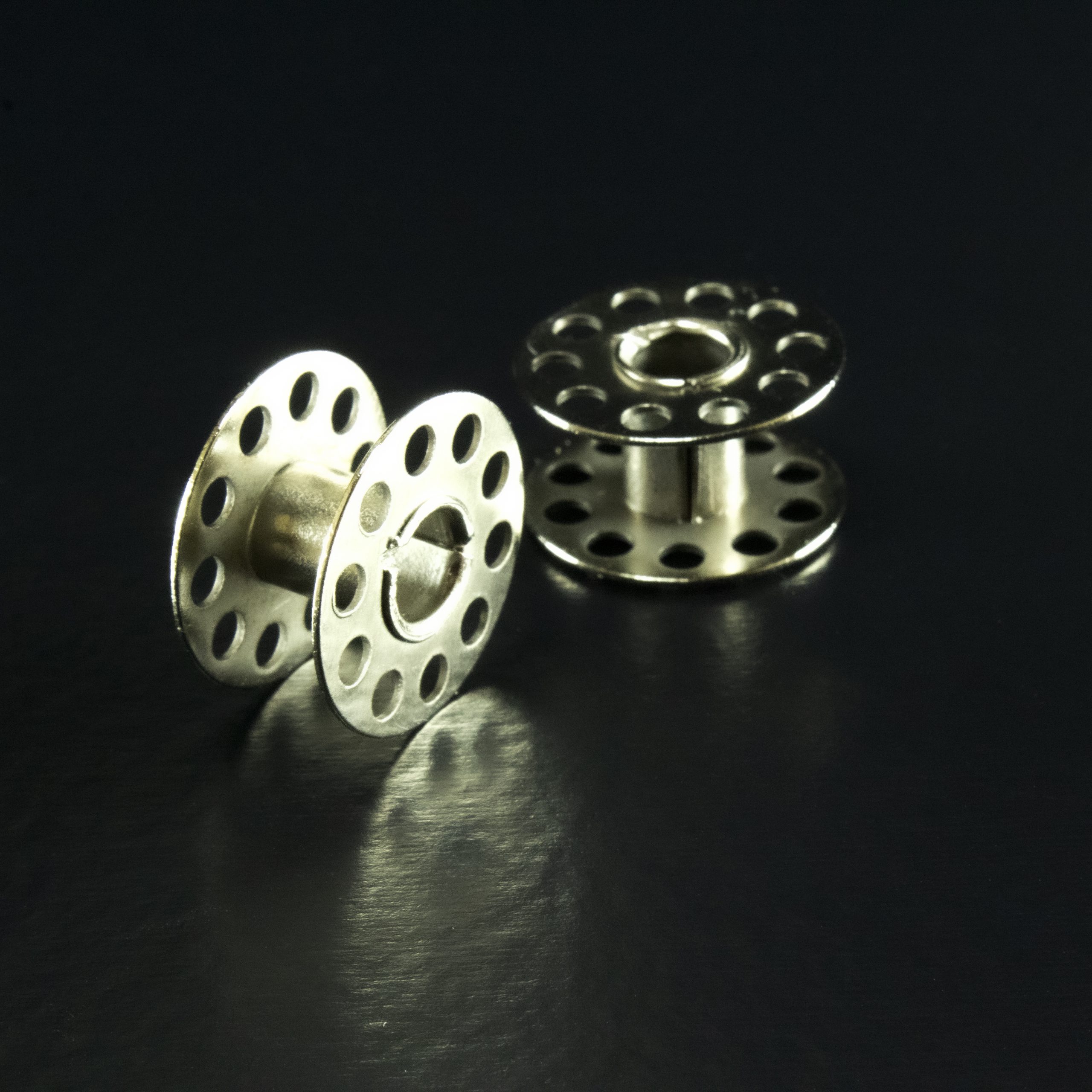 CARRETEL DE METAL 6PCS 1 CARRETEL DE METAL 6PCS